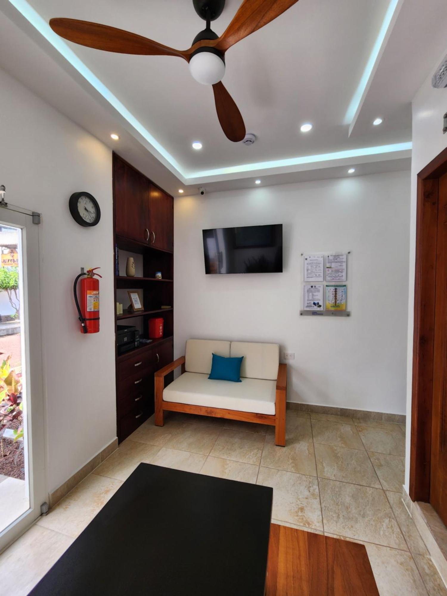 Casa Galapagos By Hostal Fragata Puerto Ayora  Eksteriør billede