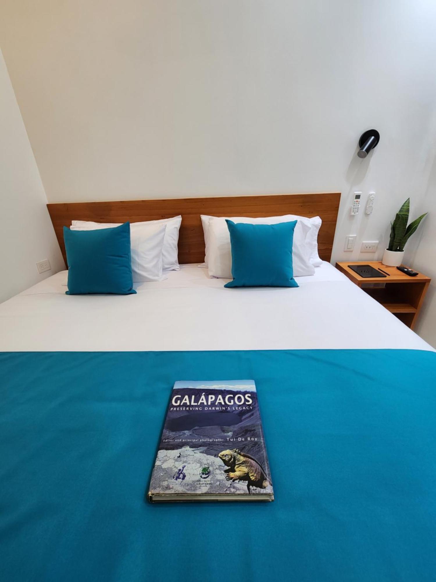 Casa Galapagos By Hostal Fragata Puerto Ayora  Eksteriør billede